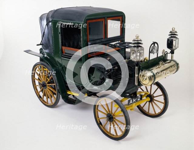 1898 Canstatt Daimler. Artist: Unknown