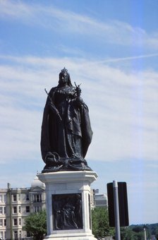 Queen Victoria Statue, Hove, Sussex, 20th century. Artist: CM Dixon.