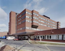 St George's Hospital, Blackshaw Road, Tooting, Wandsworth, London, 23/03/1989. Creator: John Laing plc.