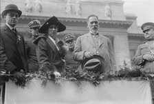 Gen. E. Nunez & Julia, between c1915 and c1920. Creator: Bain News Service.