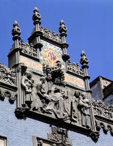 Frieze of the Breastfeeding Municipal Building in the Gran Via in Barcelona, ??1910, sculptures b…