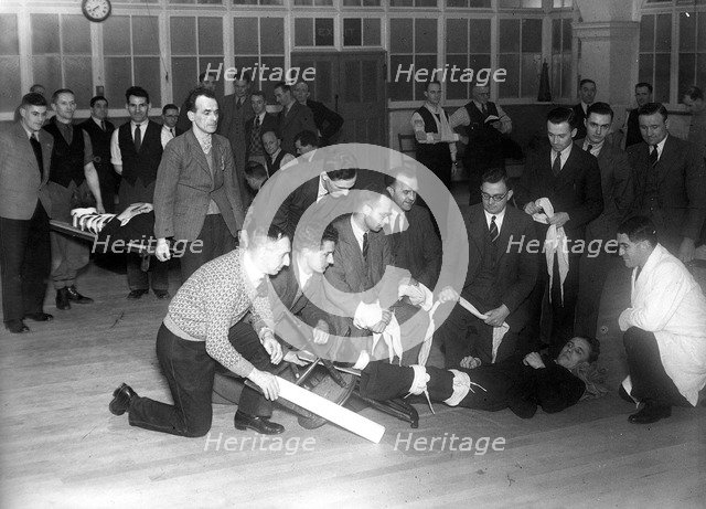 ARP (Air Raid Precautions) Ambulance Class,  York, Yorkshire, 1940. Artist: Unknown