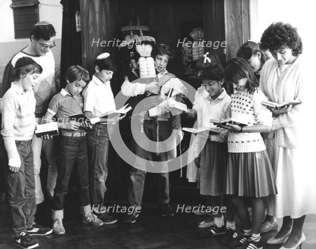 Children's service, London, 1984. Artist: Sidney Harris