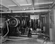 The Steam windlass, S.S. J.H. Sheadle, between 1906 and 1910. Creator: Unknown.