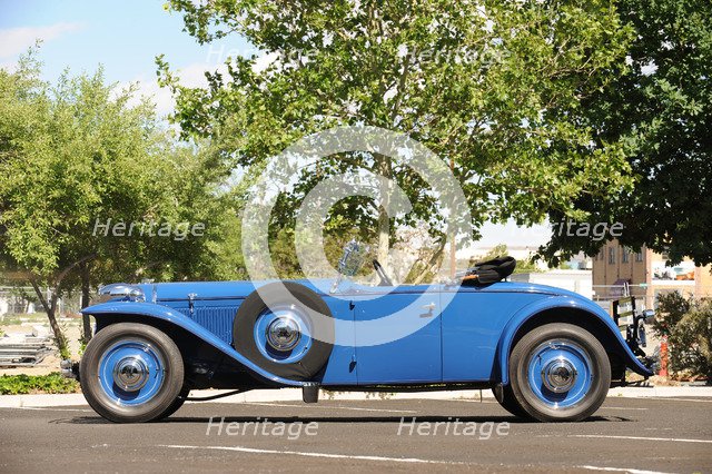 Ruxton model c roadster 1932. Artist: Simon Clay.