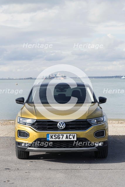 2017 Volkswagen T-Roc. Creator: Unknown.