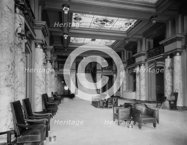 Lobby, Hotel Richmond, Richmond, Va., between 1900 and 1920. Creator: Unknown.