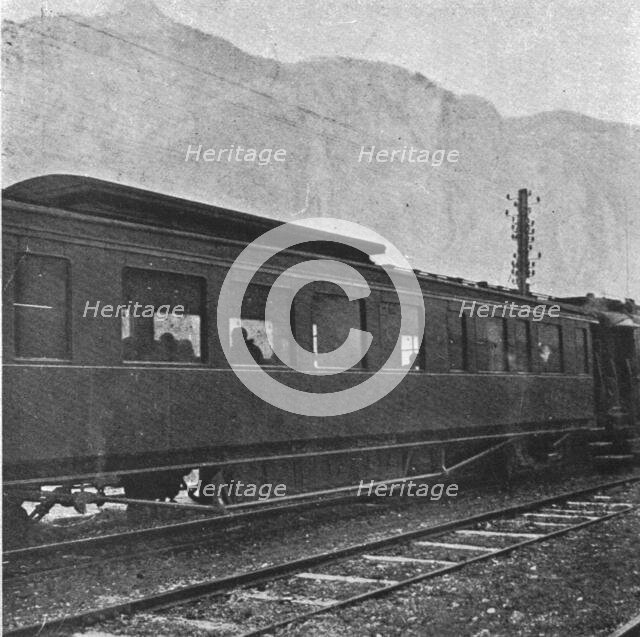 'L'entrevue des generaux Cadorna, Joffre et de Castelnau a Saint-Michel-de-Maurienne; le..., 1916. Creator: Unknown.