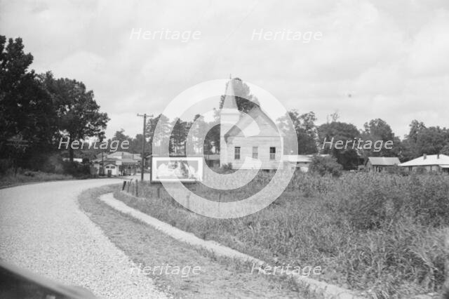 Roadside scene, Alabama. Approach to Moundville, 1936. Creator: Walker Evans.