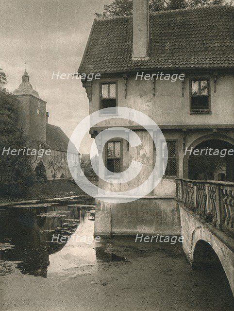 'Steinfurt, (Westfalen). Wasserburg', 1931. Artist: Kurt Hielscher.