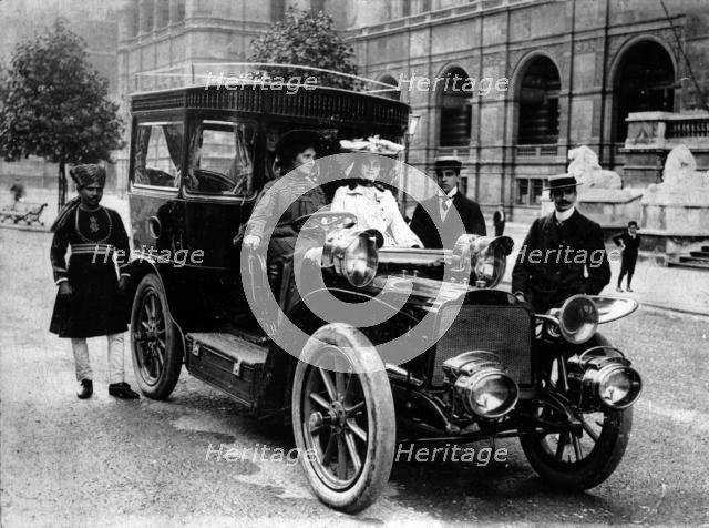 1903 Mors Pullman owned by Marquis of Anglesey. Creator: Unknown.