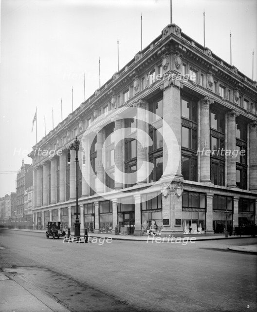 Selfridge's department store, 400 Oxford Street, London, 1909. Artist: Bedford Lemere and Company