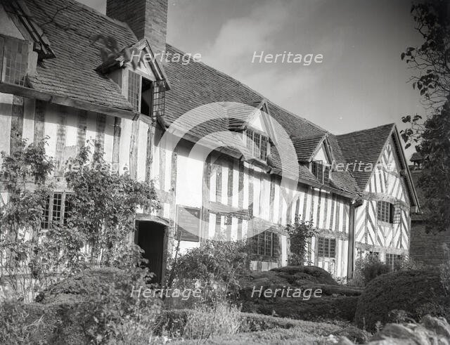 Mary Arden's House at Wilmcote, Stratford-on-Avon, c1955.  Creator: Arthur Charles Kirby Ware.