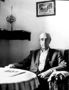 Llorenç Villalonga (1897-1980), Spanish writer at home.