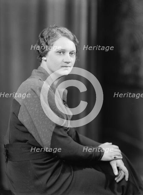 Goodall, Doris - Portrait, 1933. Creator: Harris & Ewing.