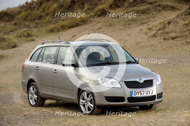 Skoda Fabia Estate 2007. Artist: Simon Clay.