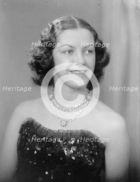 Henderson, Adrianne, Miss - Portrait, 1939. Creator: Harris & Ewing.