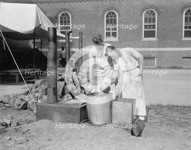 Camp, 1917 or 1918. Creator: Harris & Ewing.
