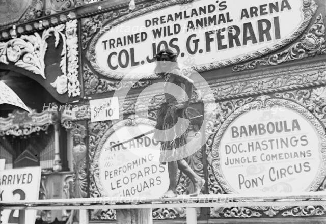 Coney Island, A Free Show, between c1910 and c1915. Creator: Bain News Service.