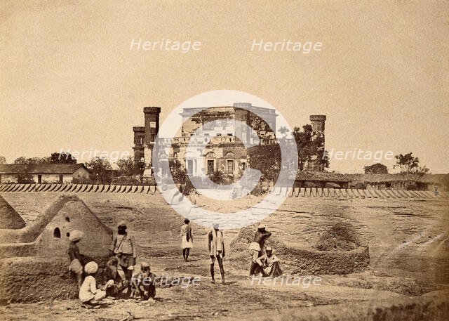 Lucknow, India: the military mess house surrounded by fortifications after the Indian..., c1858. Creator: Felice Beato.
