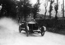 Mathys driving a Bignan in 1925 Coupe George Boillot Boulogne Artist: Unknown.