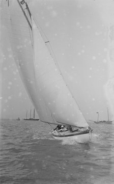 The 7 Metre 'Ginerva' (K7) under sail. Creator: Kirk & Sons of Cowes.