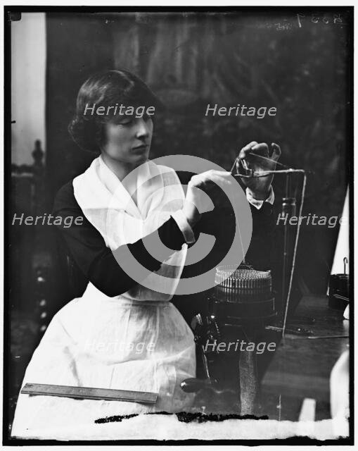 Mrs. H.H. Rogers, between 1910 and 1920. Creator: Harris & Ewing.