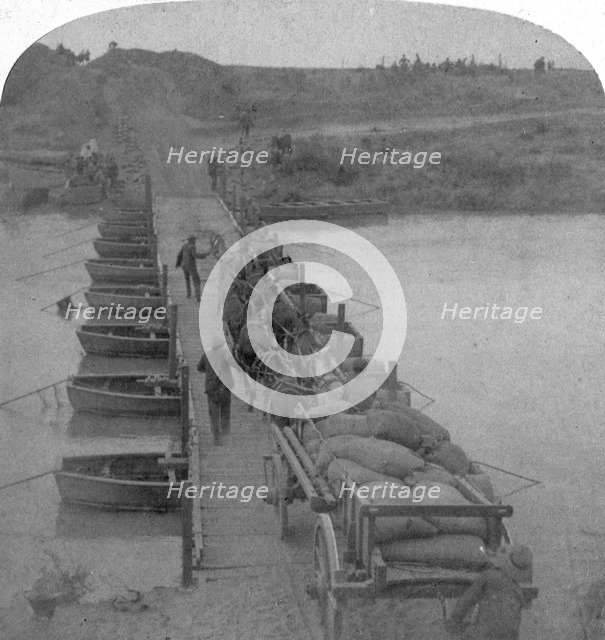 Pontoon bridge across the Modder River, Boer War, South Africa, 1900.Artist: Underwood & Underwood