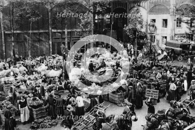 Outside the Central Market, Paris, 1931.Artist: Ernest Flammarion