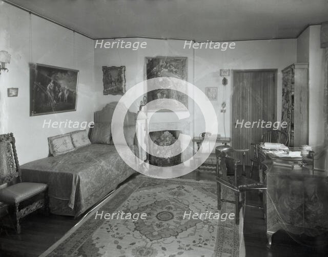 Virginia House, Richmond, Henrico County, Virginia, 1929-1930. Creator: Frances Benjamin Johnston.