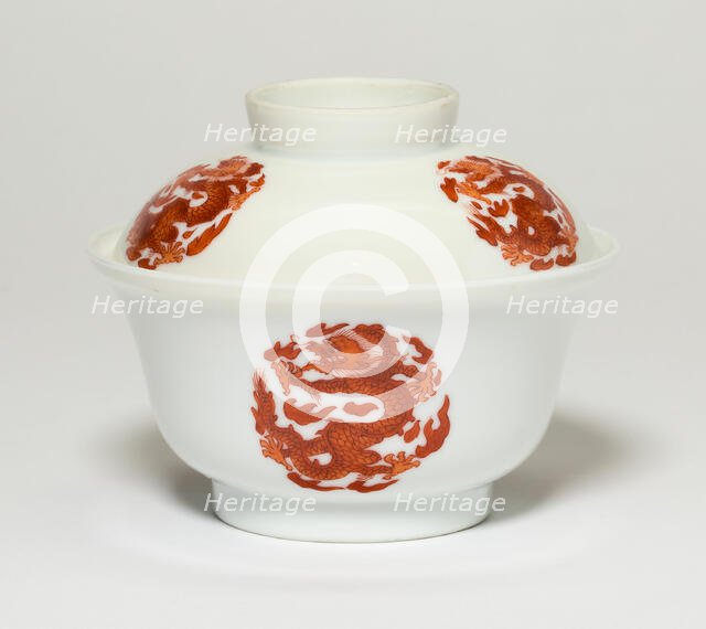 Covered Bowl with Dragon Medallions, Qing dynasty (1644-1911), late 18th/19th century. Creator: Unknown.