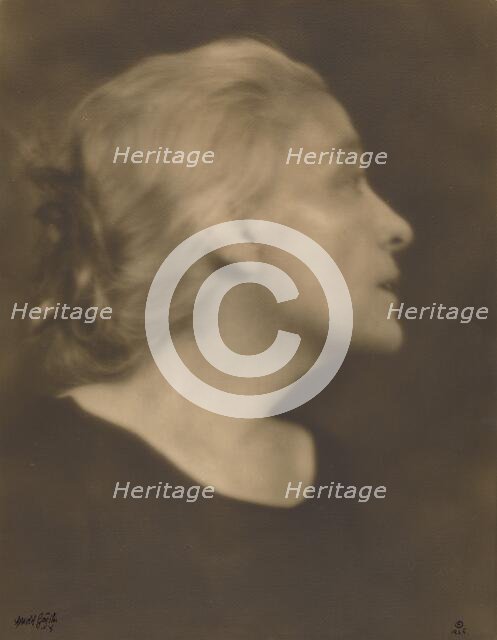 Eleanora Duse, 1920s. Creator: Arnold Genthe.