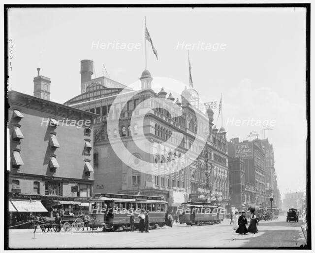 Long Acre Square (Times), New York, N.Y., between 1900 and 1915. Creator: Unknown.