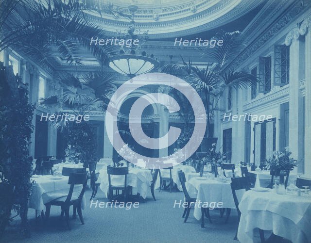 Willard Hotel - dining room, between 1901 and 1910. Creator: Frances Benjamin Johnston.