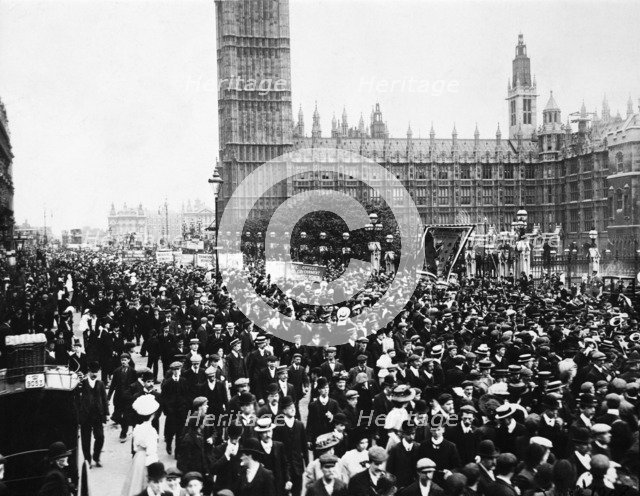 Crowds passing the Houses of Parliament en route to Women's Sunday, London, 1908. Artist: Unknown