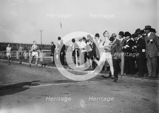 Mel Sheppard [sports], between c1910 and c1915. Creator: Bain News Service.