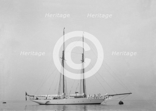 The auxiliary schooner 'Elizabeth' at anchor. Creator: Kirk & Sons of Cowes.