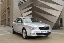 Skoda SUPERB 2008. Artist: Simon Clay.