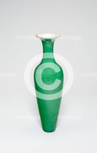 Amphora-Shaped Vase (Liuyeping), Qing dynasty (1644-1911), Kangxi reign mark (1662-1722). Creator: Unknown.