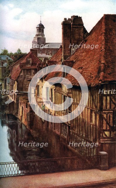 Timber houses by the Pont de Caen in Caudebec-en-Caux, Normandy, France, c1930s. Artist: Unknown
