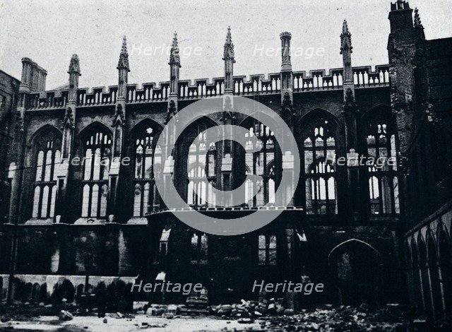 'The Historic Hall in the Inner Temple completely gutted by fire', 1941. Artist: Unknown.