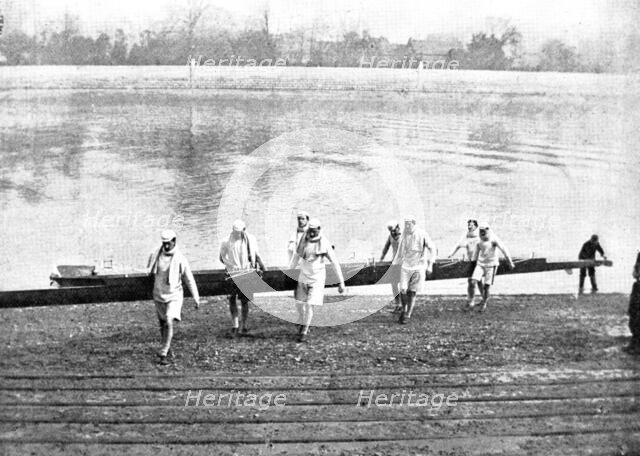 Practicing for the Universities' Boat-Race, 1895. Creator: George Meisenbach.