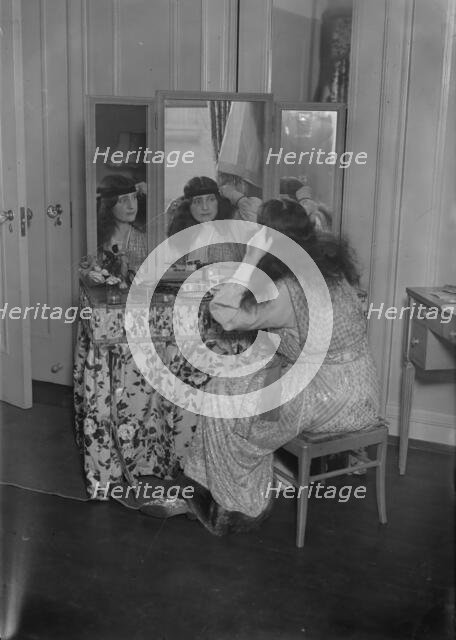 Gabrielle Gills, 1917. Creator: Bain News Service.