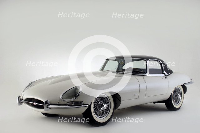Jaguar E type 1961. Artist: Simon Clay.