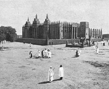 'La mosquee de Djenne reconstruite en 1907, d'apres les plans de l'ancienne; L'Ouest Africain',1914. Creator: Unknown.