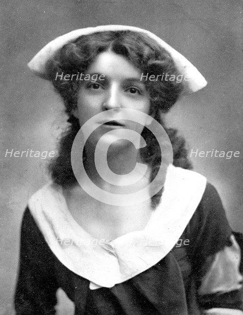 Molly McIntyre (1886-1952), Scottish actress, 1905.Artist: W&D Downey