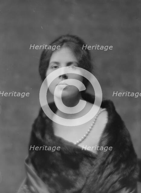 Gould, Jay, Mrs., portrait photograph, 1916 June 15. Creator: Arnold Genthe.