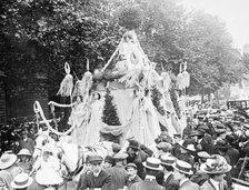 The 'Car Empire' on the Women's Coronation Procession, 17th June 1911. Artist: Unknown