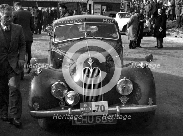 Bristol 400 driven by L.Potter on the 1952 R.A.C Rally Artist: Unknown.