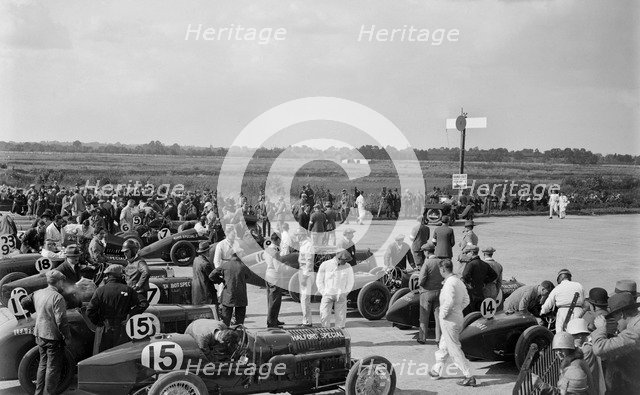 JCC 200 Mile Race, Brooklands, 1926. Artist: Bill Brunell.
